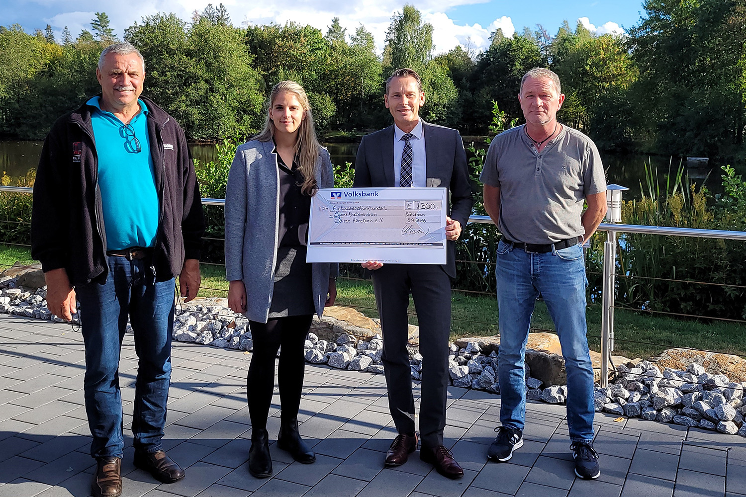 Volksbank unterstützt Sportfischereiverein Elritze e.V.