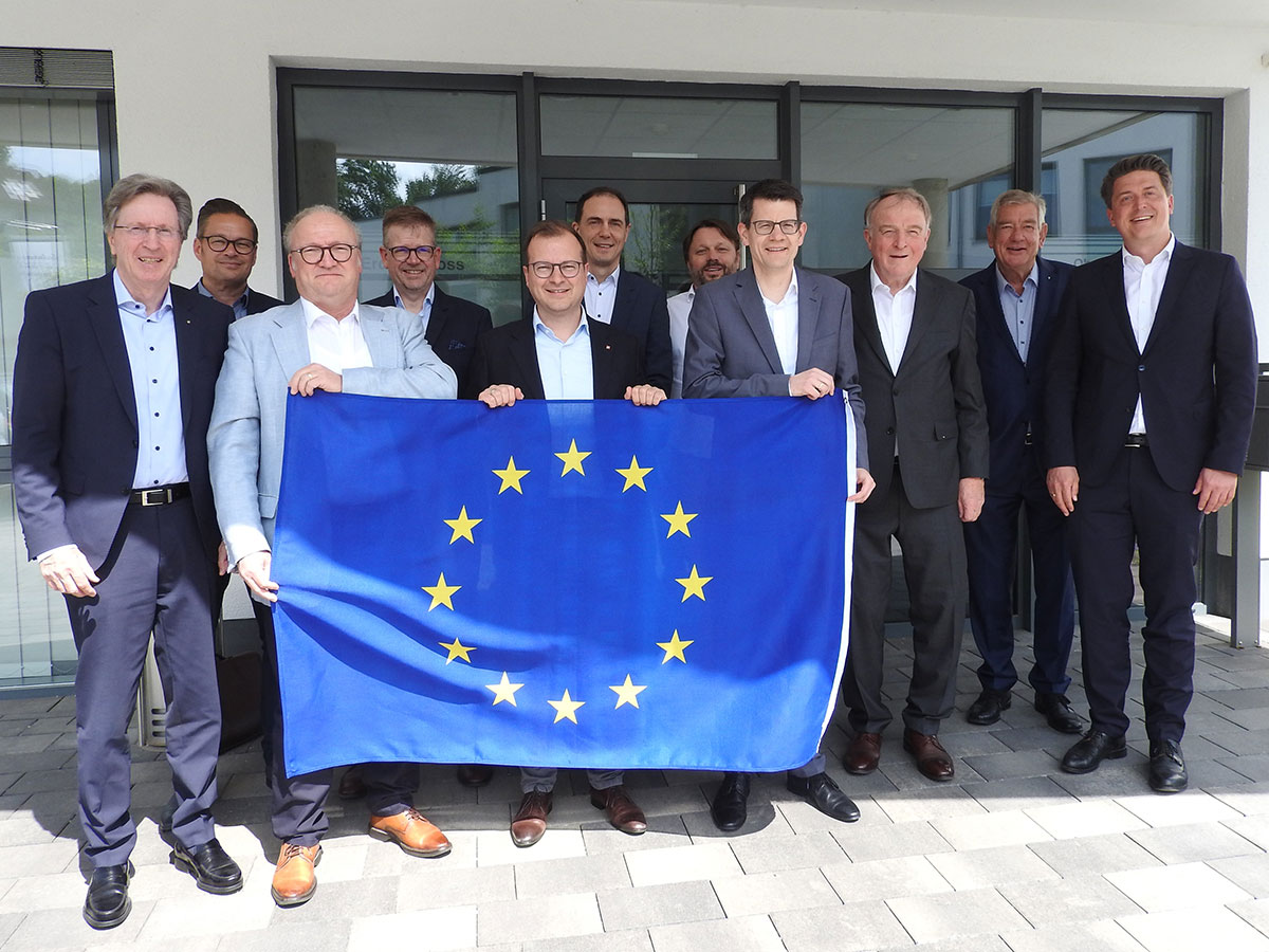 Arbeitgeber rufen zur Teilnahme an der Europawahl auf