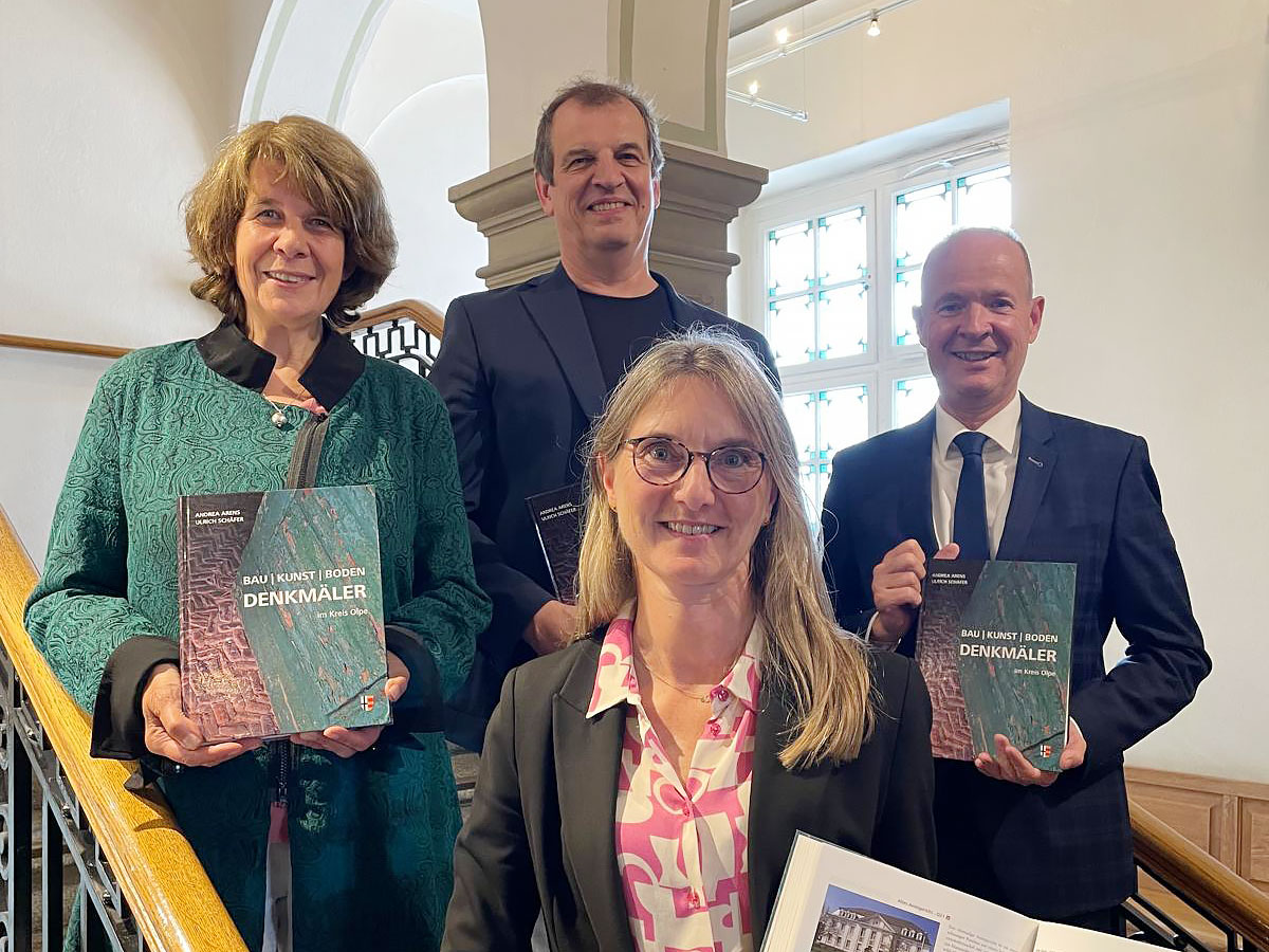 Alle Denkmäler im Kreis Olpe in einem Buch