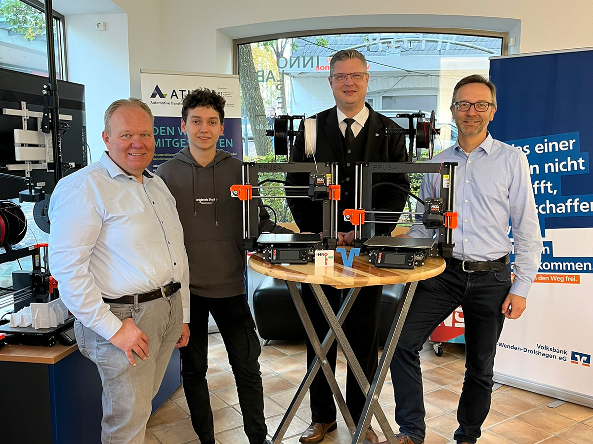Volksbank fördert Innovation und Kreativität: 3D-Drucker für das InnoLab